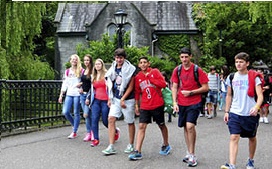 Campamentos de ingl&eacute;s en Dubl&iacute;n